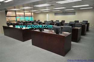 顯示器升降電腦桌 為電腦動(dòng)畫設(shè)計(jì)師打造高效健康的工作站